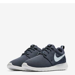 Meet your Posher, Kendra